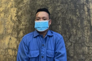 Tạm giữ thanh niên chửi bới, tấn công CSGT khi bị dừng xe