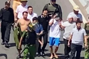 Nghi phạm nổ súng AK cướp tiệm vàng ở Huế khai gì?