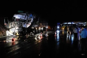 Thông tin mới nhất vụ tai nạn ô tô làm 15 người thương vong ở Huế