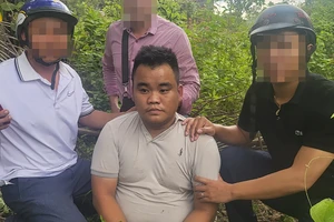 Công an Quảng Trị vây bắt bị can truy nã ở vùng rừng Bình Thuận