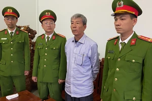 4 cán bộ ở Thừa Thiên - Huế bị bắt vì tham ô