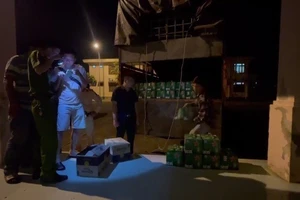 Huế: Bắt giữ 270 thùng bia không có hóa đơn, chứng từ