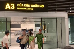 Bắt người phụ nữ 21 năm trước trộm tại chợ Đông Ba