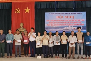 Cảnh sát biển tuyên truyền chống khai thác IUU tại Quảng Trị