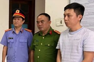 Bị cán bộ tín dụng lừa mượn gần 5 tỉ đồng