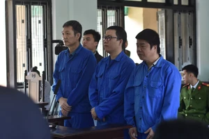 Đang xử vụ Công ty Khải Tín bán đất của người khác, chiếm đoạt hàng chục tỉ đồng