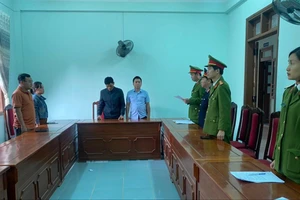 Khởi tố nguyên lãnh đạo, nhân viên phòng giao dịch 1 ngân hàng ở Quảng Trị