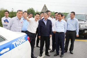 Đề xuất nâng cấp cao tốc Cam Lộ - La Sơn lên 4 làn xe