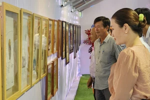 Chiêm ngưỡng 100 tác phẩm độc bản của danh họa Lê Bá Đảng lần đầu trưng bày tại quê nhà