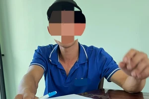 Công an đang làm rõ việc phụ xe sàm sỡ cô gái trên xe khách