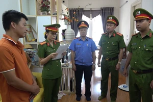 Trưởng ban quản trị chung cư bị bắt vì tham ô tiền bảo trì