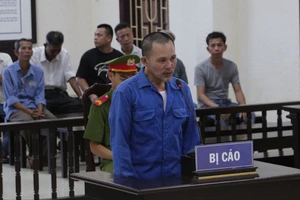 Người đâm Phó Chánh án TAND huyện tại phòng làm việc lãnh 13 năm tù