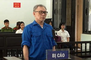 Cựu cán bộ VKSND tối cao lừa đảo hơn 2,5 tỉ đồng