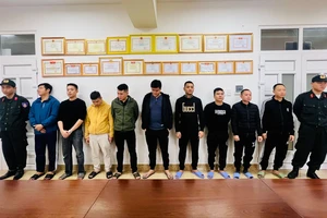 Triệt phá đường dây đánh bạc 300 tỉ ở Thừa Thiên Huế