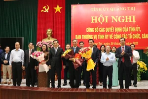 Quảng Trị: Công bố quyết định về công tác tổ chức, cán bộ chủ chốt