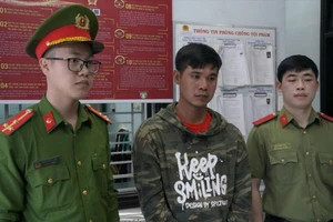 Bị bắt vì đánh bạn gái sau khi hai người đi nhậu 