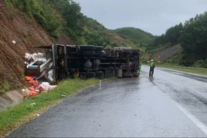 Công an TP Huế cảnh báo nguy cơ tai nạn trên cao tốc La Sơn - Túy Loan mùa mưa bão