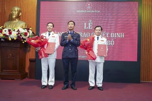 Viện trưởng VKSND tỉnh Quảng Trị làm Viện trưởng VKSND TP Huế