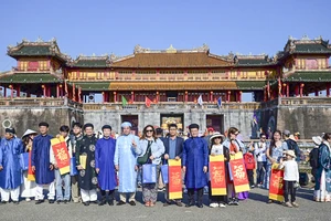 Nghi thức triều Nguyễn ban 'thước đo thời gian' trong ngày đầu năm mới