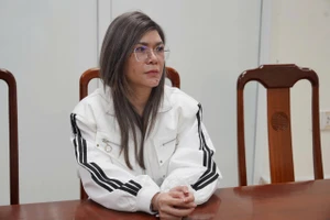 Một phụ nữ trốn truy nã quốc tế bị bắt khi vừa nhập cảnh về Việt Nam