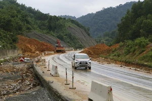 Thông báo mới về phương án tổ chức giao thông tuyến cao tốc La Sơn - Hòa Liên