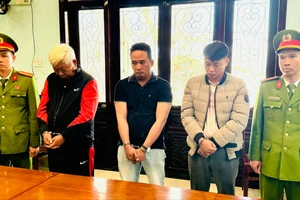 Giám đốc và 2 thuộc cấp bị khởi tố vì khai thác khoáng sản trái phép