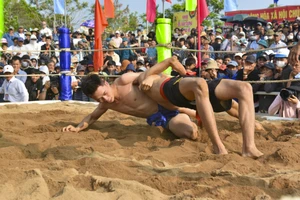 Xem các 'mãnh hổ' cố đô tranh tài nảy lửa đầu xuân Bính Ngọ