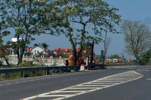 Hộ dân khiến Quốc lộ bị 'thắt cổ chai' đã chịu di dời