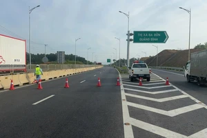 Phân luồng giao thông cao tốc Vũng Áng - Bùng hai ngày 12 và 13-5