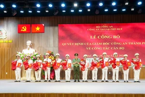 Công an TP Huế điều động, bổ nhiệm 12 chỉ huy cấp phòng