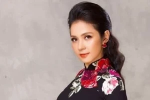 Vì sao 'Người đẹp Tây Đô' Việt Trinh giải nghệ ở tuổi 51?