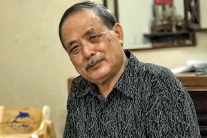 Nhà thơ 'Nói với con' Y Phương qua đời