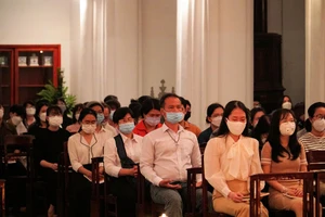 Buổi cầu nguyện đặc biệt mong hòa bình cho Ukraine