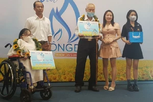 Lớp học '5 không' của Ngọc Tâm thủy tinh gây xúc động tại cuộc thi viết Sống đẹp