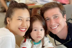 Hậu ly hôn, MC Á hậu Hoàng Oanh và chồng cũ vẫn làm điều này?