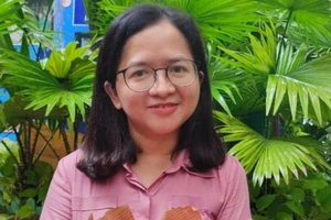 Tác giả Hồng Sakura: 'Là tiểu thuyết gia phải khiến độc giả nhận ra mình ngay trên trang viết'