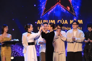 Giải cống hiến 2023: Hoàng Thùy Linh lập hat-trick 