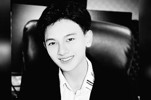 Nhạc công Vũ Minh Hiếu của đoàn Huỳnh Long qua đời ở tuổi 21, nghệ sĩ tiếc thương