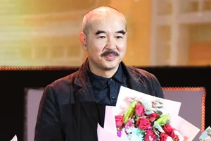 Đạo diễn Bùi Thạc Chuyên: 'Điện ảnh Việt vẫn còn rất yếu và cần được khán giả ủng hộ'