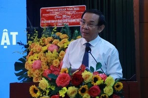 Kỷ niệm 60 năm thành lập Liên hiệp các hội văn học nghệ thuật TP.HCM 