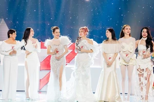 Đội hình ra mắt 7 chị đẹp 'đạp gió' lộ diện, tan rã ngay sau khi show kết thúc? 