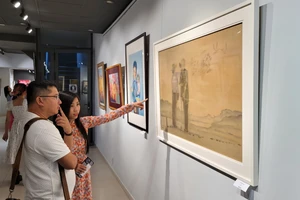 Nhiều khán giả 'sốc' trước tác phẩm về cựu chiến binh tại triển lãm Miền nhớ