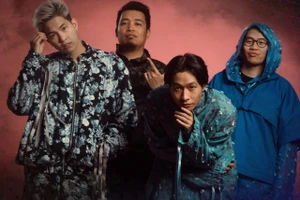 Tuyên bố hủy tất cả show diễn, khán giả nói ban nhạc Ngọt vô trách nhiệm