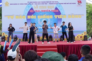 Sôi động hội trại 'Tự hào nòi giống Tiên Rồng' dịp Giỗ tổ Hùng Vương