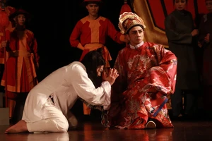 Cháy vé các suất diễn kịch về Đức thượng công Tả quân Lê Văn Duyệt