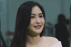 Hương Tràm lên tiếng việc bị đồn 'sinh hai con', nhờ pháp luật can thiệp