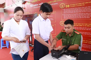 Lễ hội đồng hương Quảng Nam tại TP.HCM: Nhiều người cảm động khi được hỗ trợ làm căn cước, đổi giấy phép lái xe