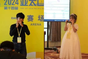 Bất ngờ 2 thí sinh nhí đoạt giải vàng Liên hoan Harmonica Châu Á - Thái Bình Dương