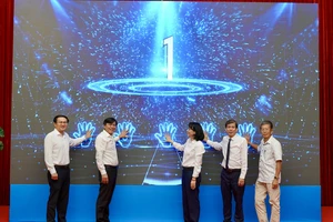 Phát động cuộc thi ảnh 'Đất nước ngàn hoa' với giải thưởng gần 600 triệu đồng