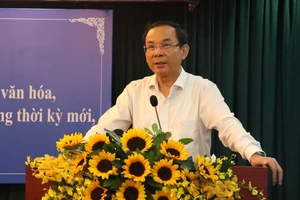 Xây dựng hệ giá trị văn hóa, con người TP.HCM